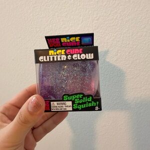 NeeDoh Nice Cube Glitter & Glow PURPLE